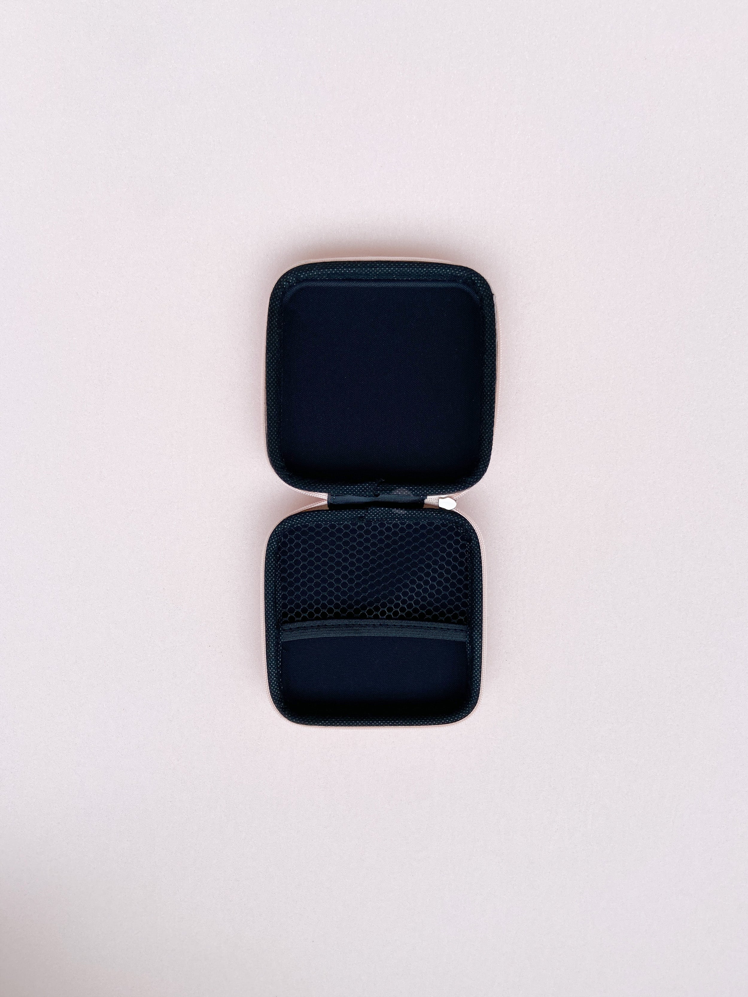 ESTUCHE PROTECTOR PARA NIPPLE COVERS